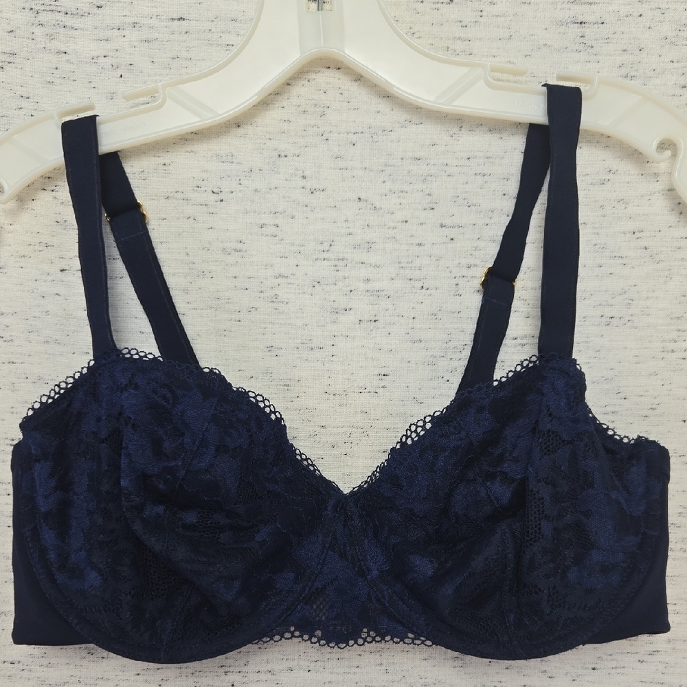 Soma Unlined Embraceable Lace Bra in Navy